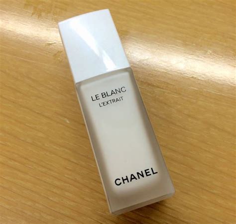 chanel le blanc l extrait|Chanel le blanc concealer.